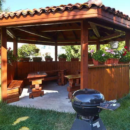 Complex Moskoyani 4*