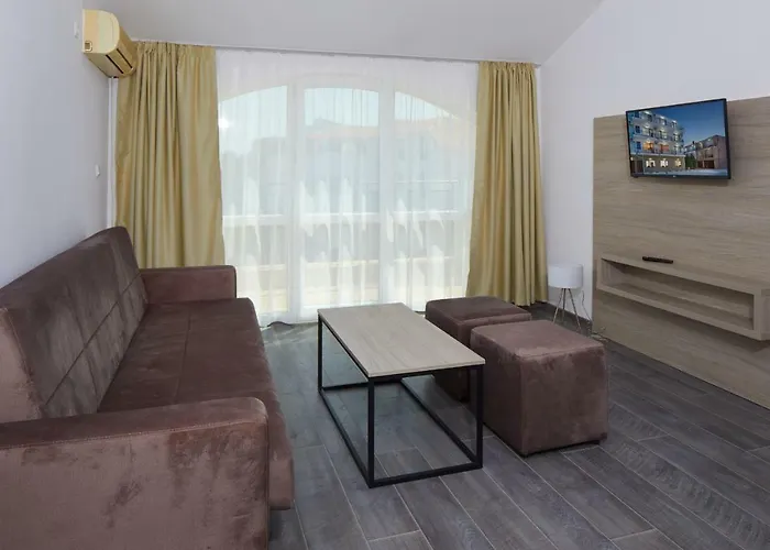 Complex Moskoyani 公寓式酒店 4*