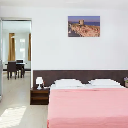 Апартхотел Complex Moskoyani Несебър